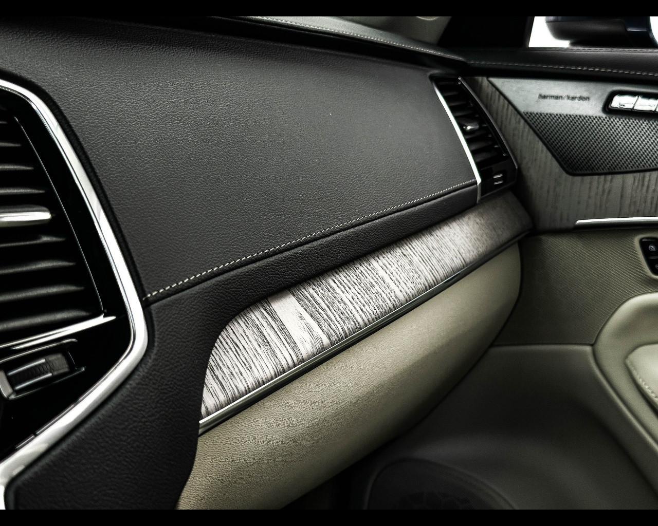 VOLVO XC90 (2014-->) - XC90 B5 (d) AWD automatico 7 posti Plus Bright