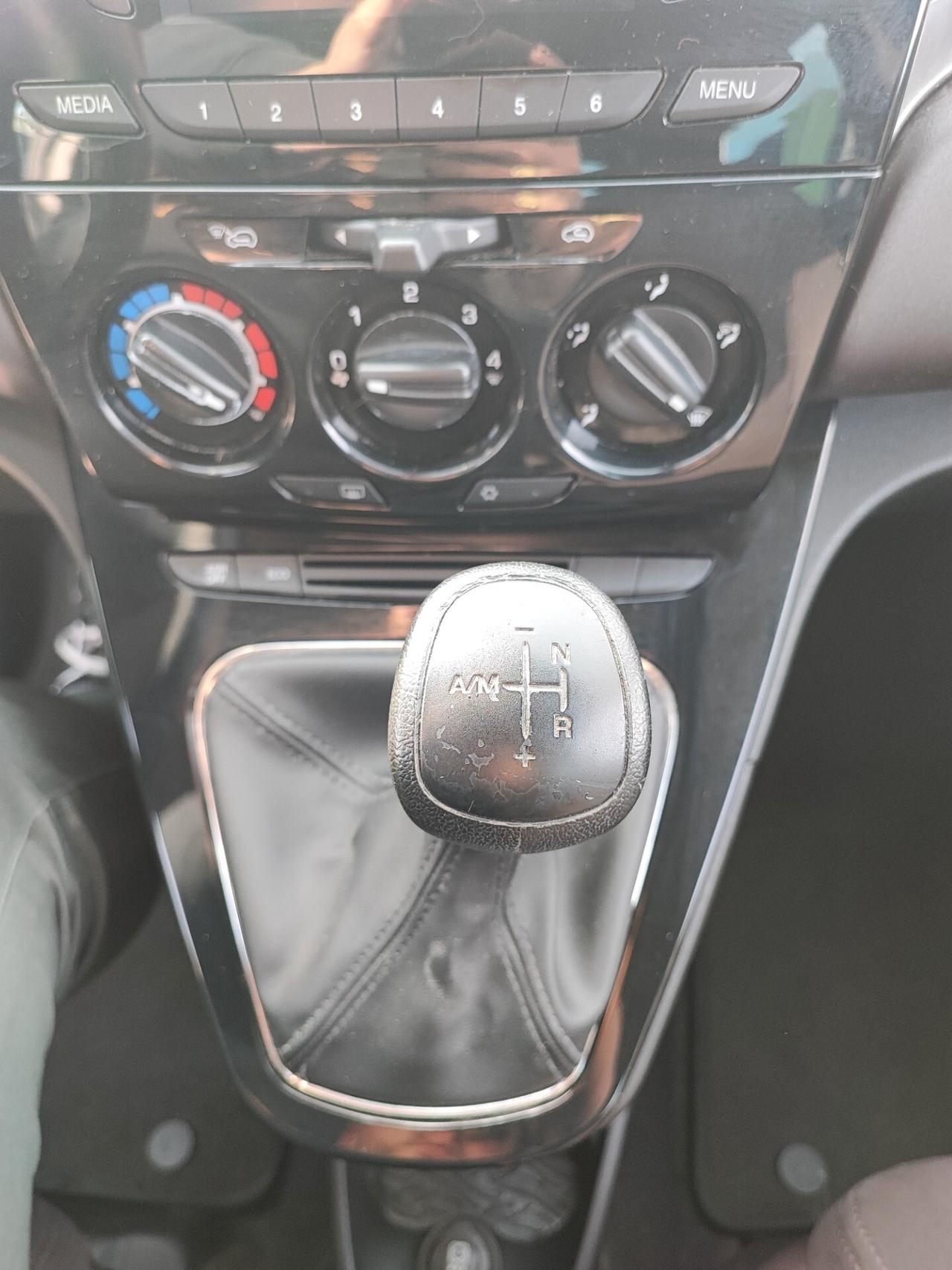 Lancia Ypsilon 0.9 TwinAir 85 CV 5 porte S&S Gold