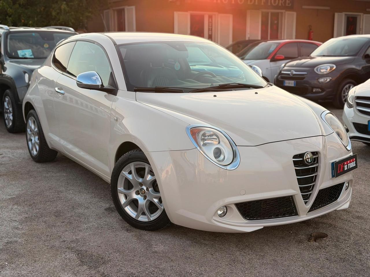 Alfa Romeo MiTo 1.3 JTDm-2 95CV Distinctive PELLE TOTALE SENSORI PARCHEGGIO