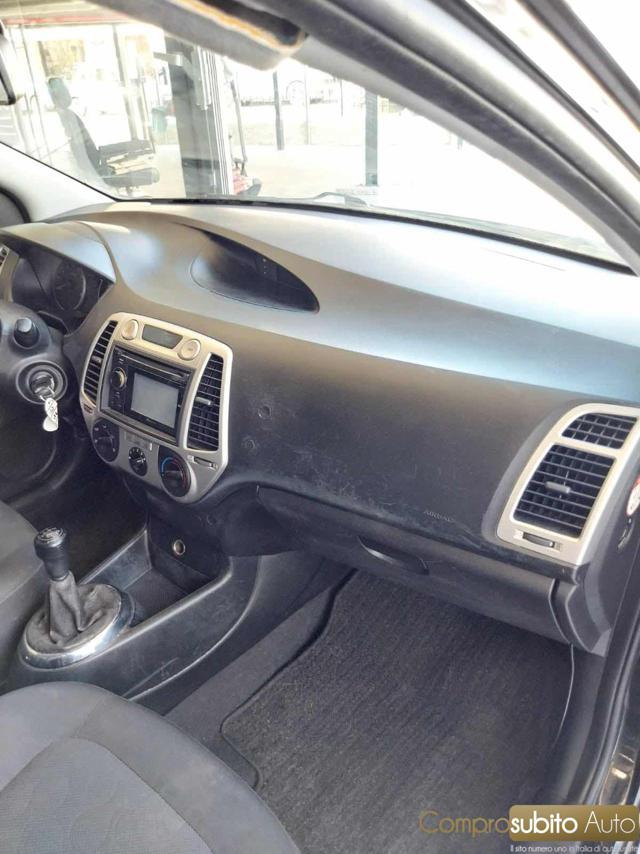 HYUNDAI i20 1.2 5p. Classic (Garanzia 12 Mesi)