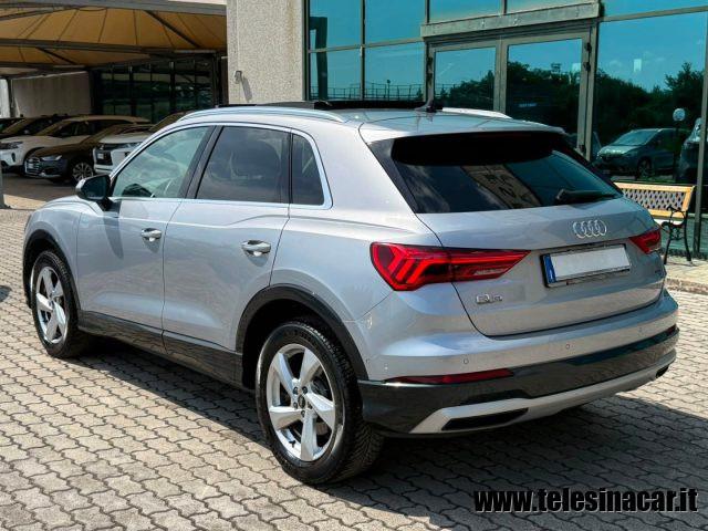 AUDI Q3 2.0 TDI 40 quattro Stronic TETTO APRIBILE Advanced