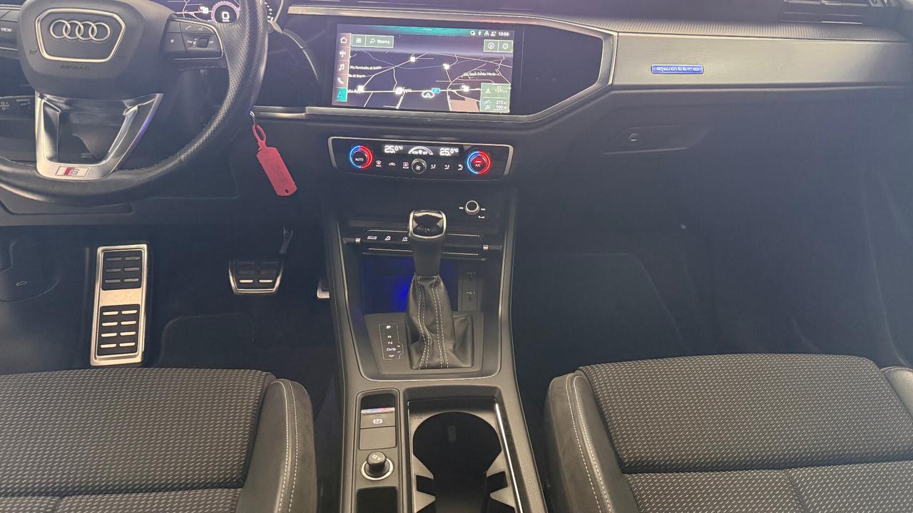 AUDI Q3 SPORTBACK 2.0 TDI QUATTRO S LINE S TRONIC IDENTITY BLACK