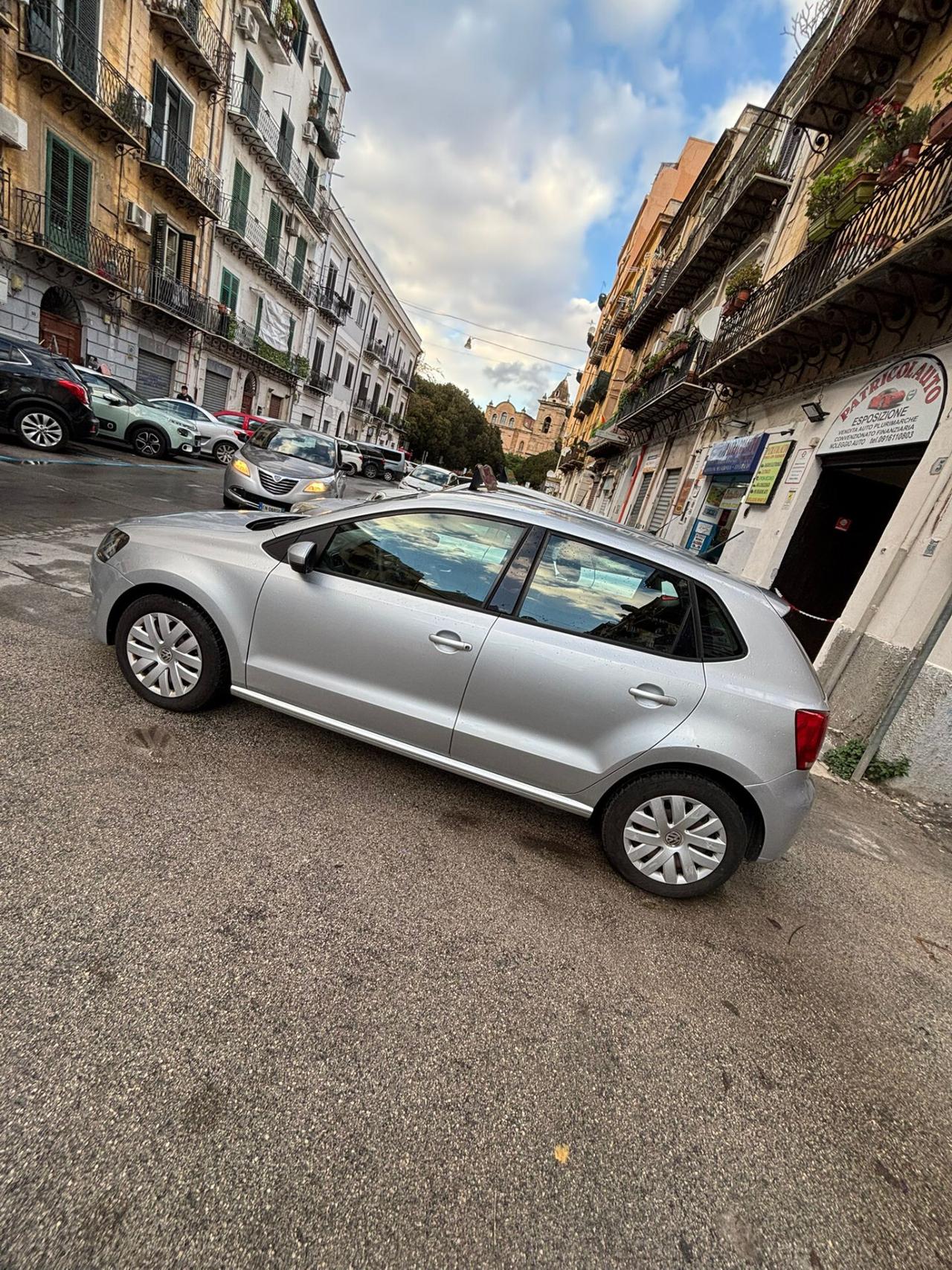 Volkswagen Polo 1.4 5 porte Highline FINANZIABILE NEOPATENTATI