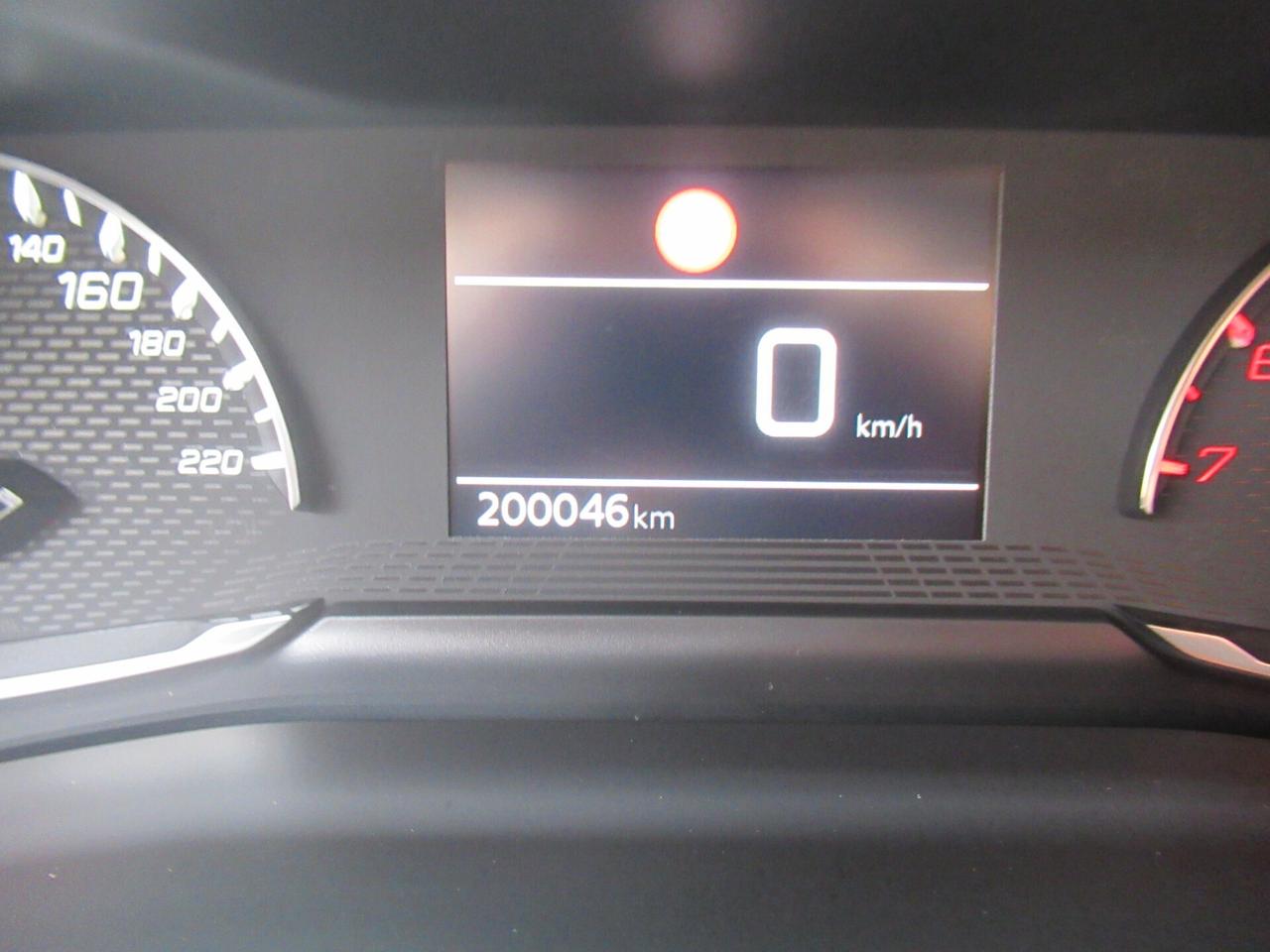 Peugeot 2008 BlueHDi 100 S&S Active