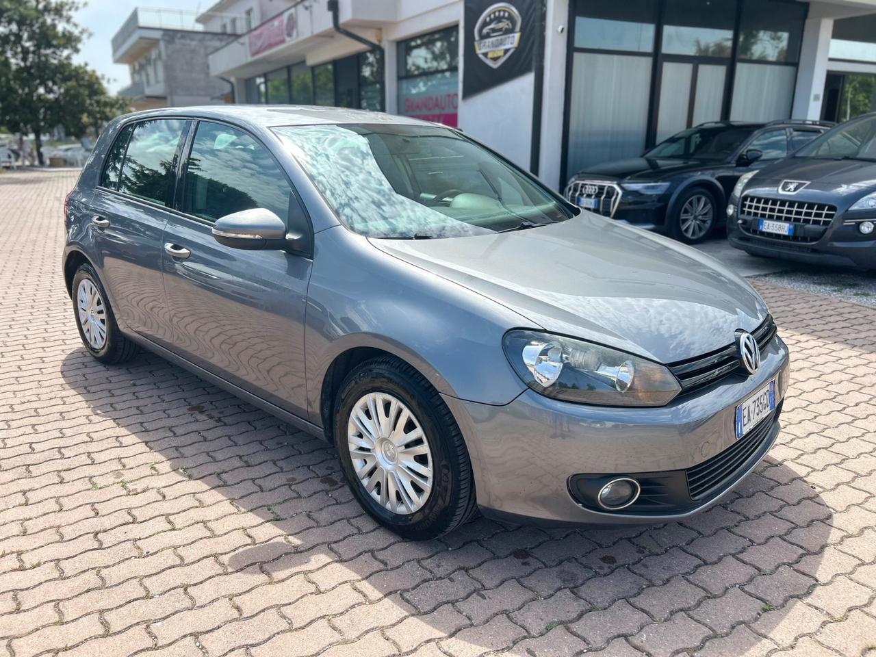 Volkswagen Golf 1.6 TDI DPF 5p. Highline