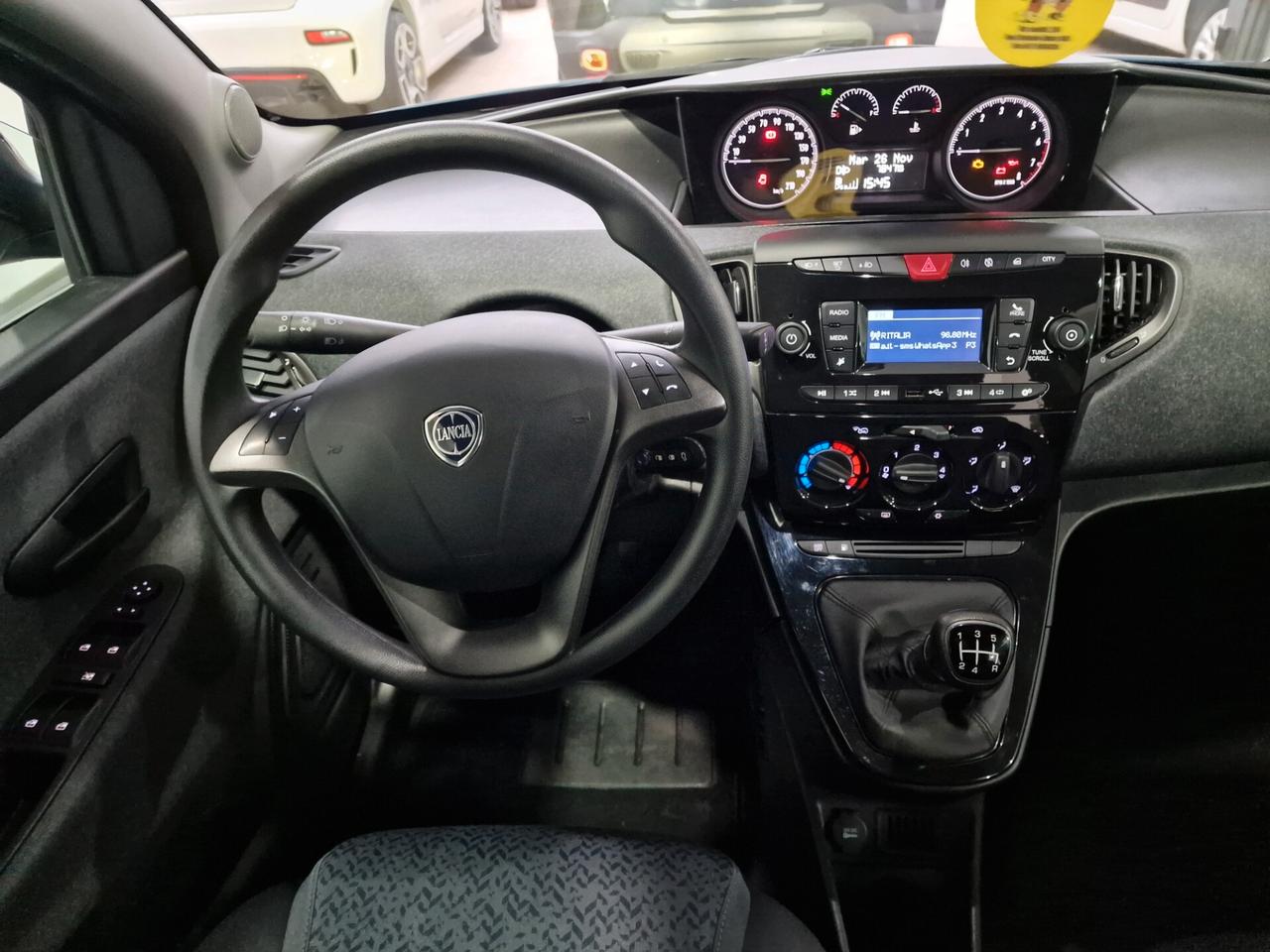 Lancia Ypsilon 1.2 69 CV 5 porte GPL Alberta Ferretti