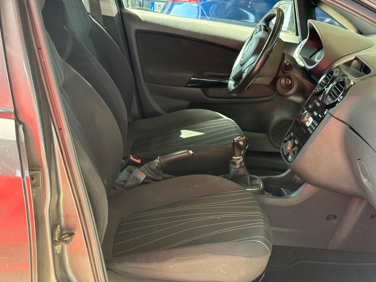 Opel Corsa 1.2 5 porte Elective