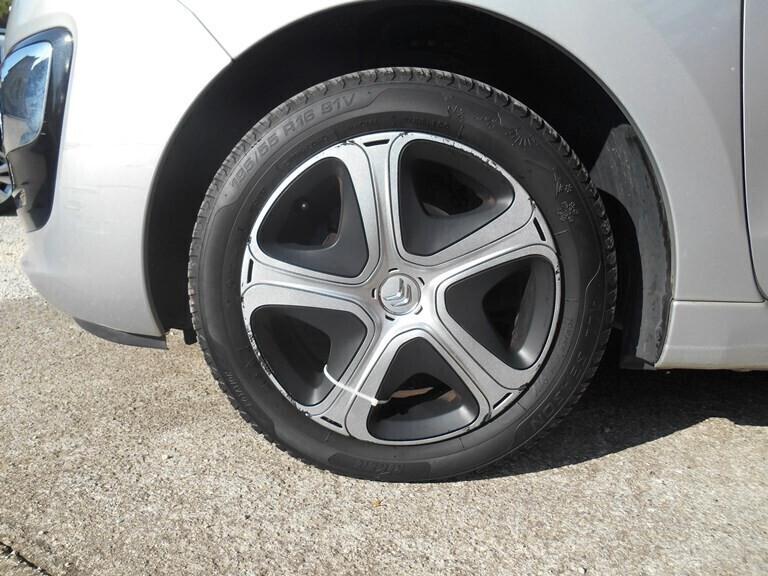 Citroen C3 Picasso BlueHDi CON SOLI KM 76000 NEOPATENTATI