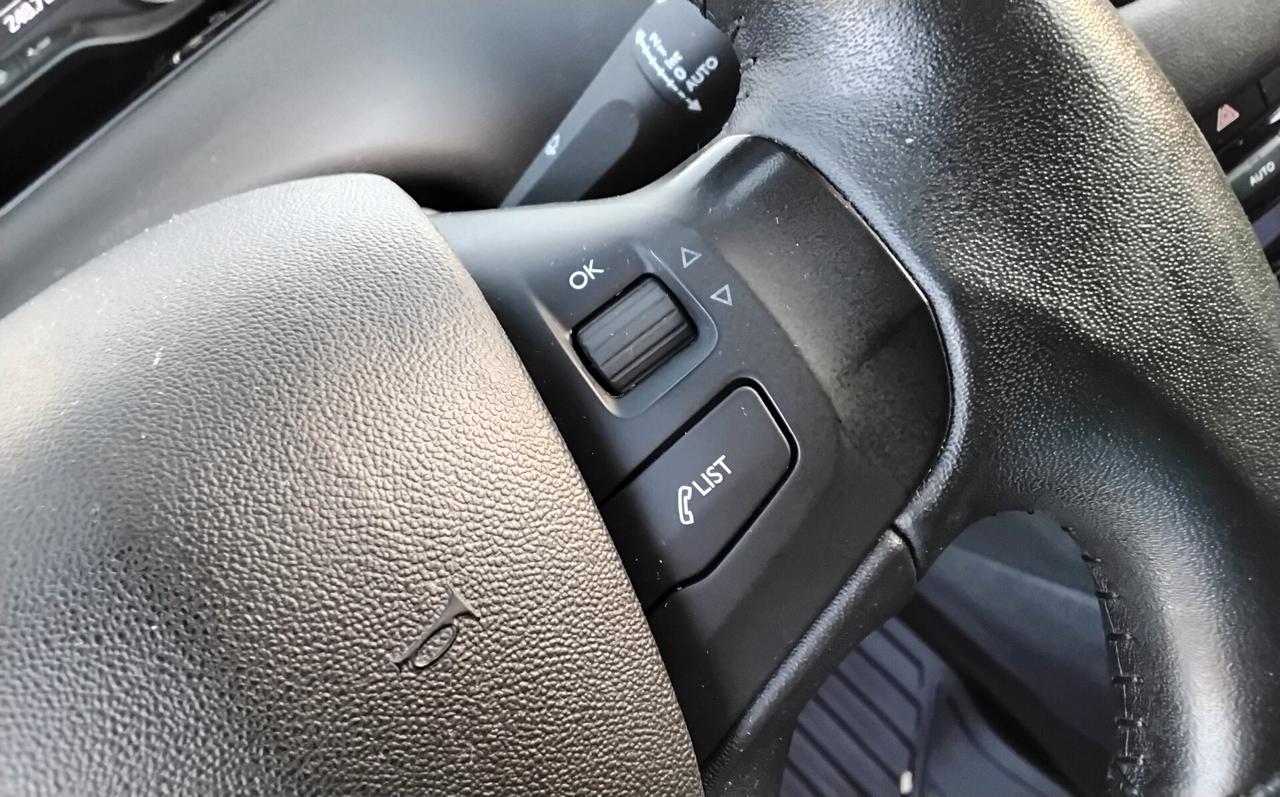 Peugeot 208 1.4 HDi 68 CV 5 porte Active
