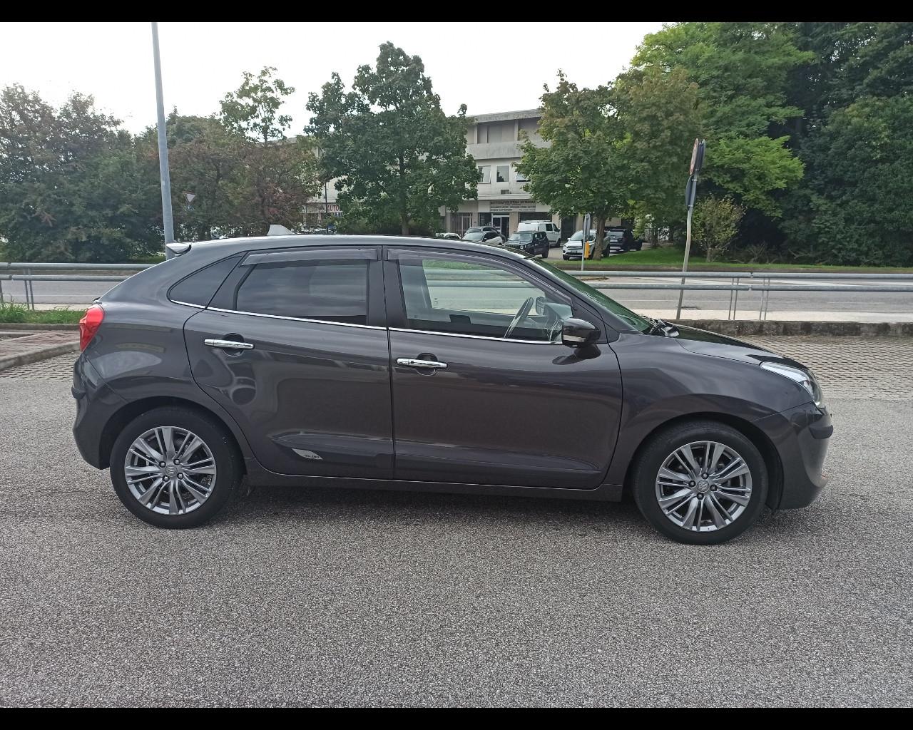 SUZUKI Baleno (2016) - Baleno 1.2 Hybrid B-Top