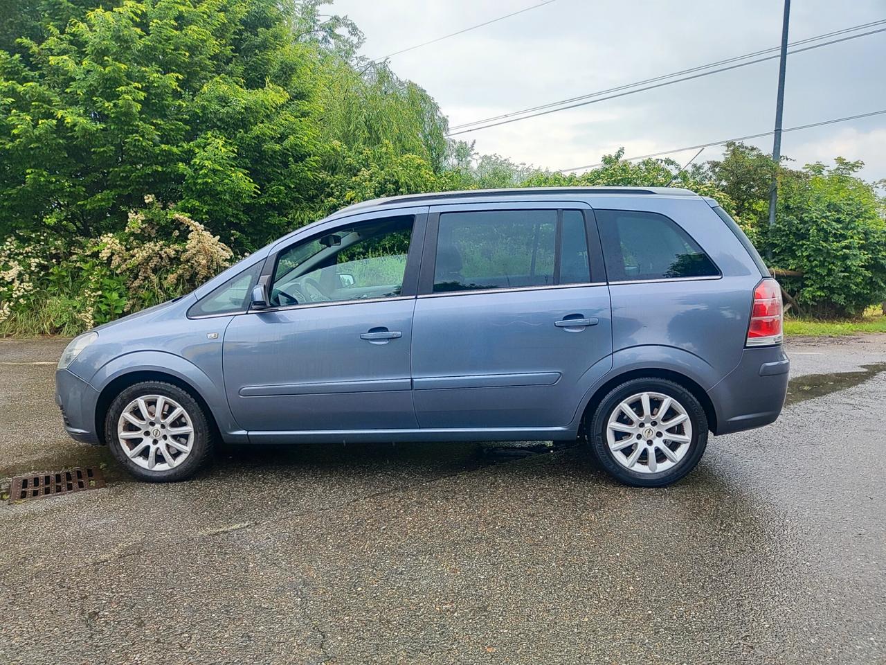 Opel Zafira 1.9 CDTI
