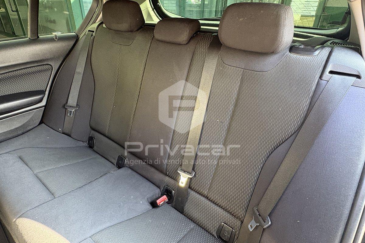 BMW 120d 5p. Business