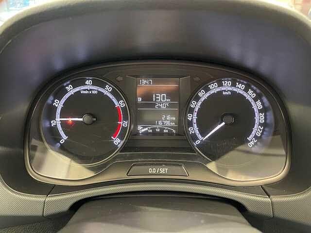 SKODA Fabia 1.0 MPI 60 CV Design Edition