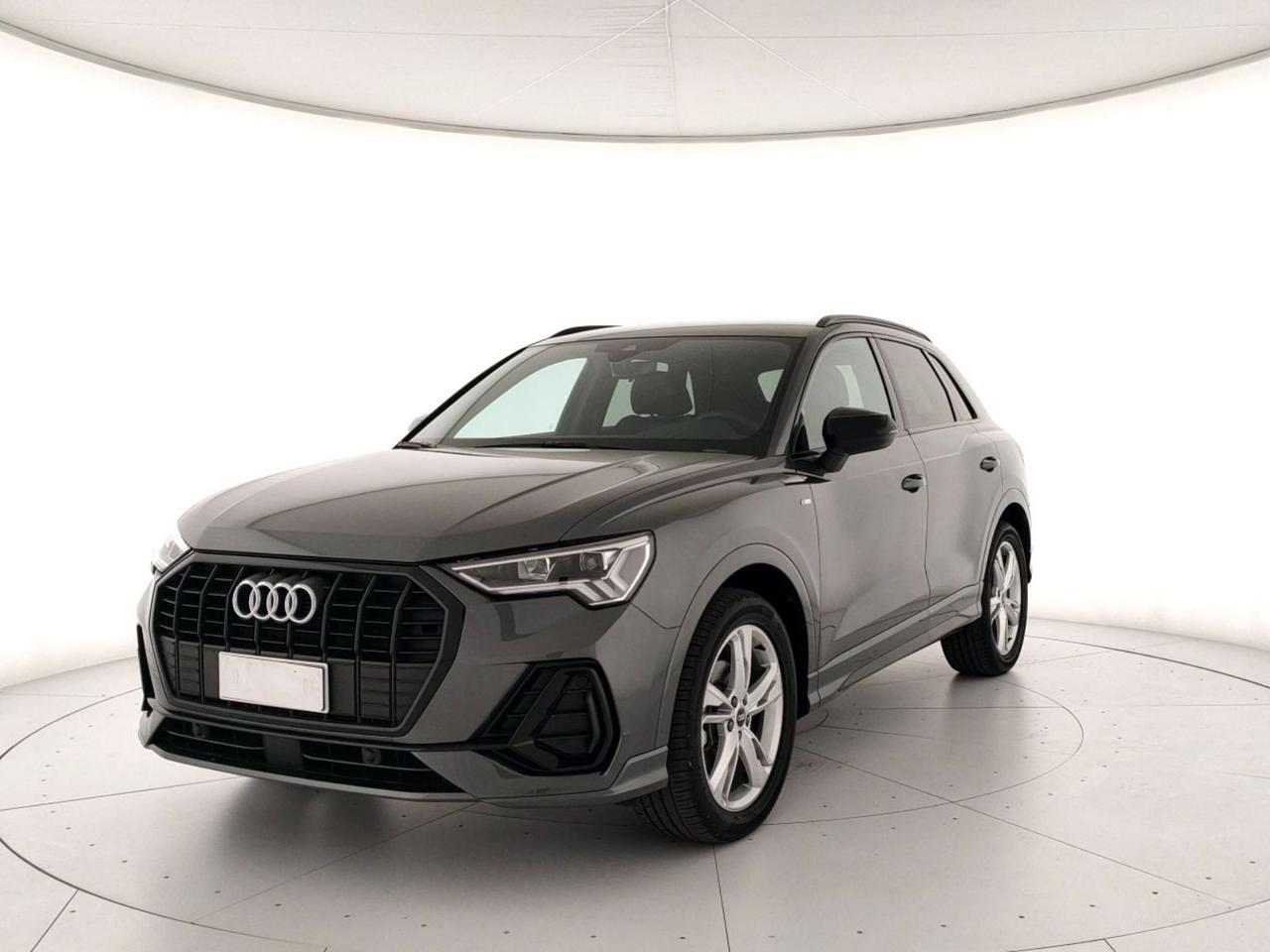Audi Q3 35 2.0 tdi s line edition s-tronic