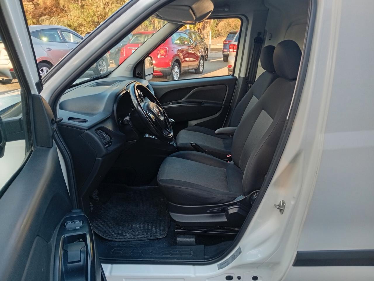Fiat Doblò 1.6 MJT 16V 95CV Easy - Coibentato