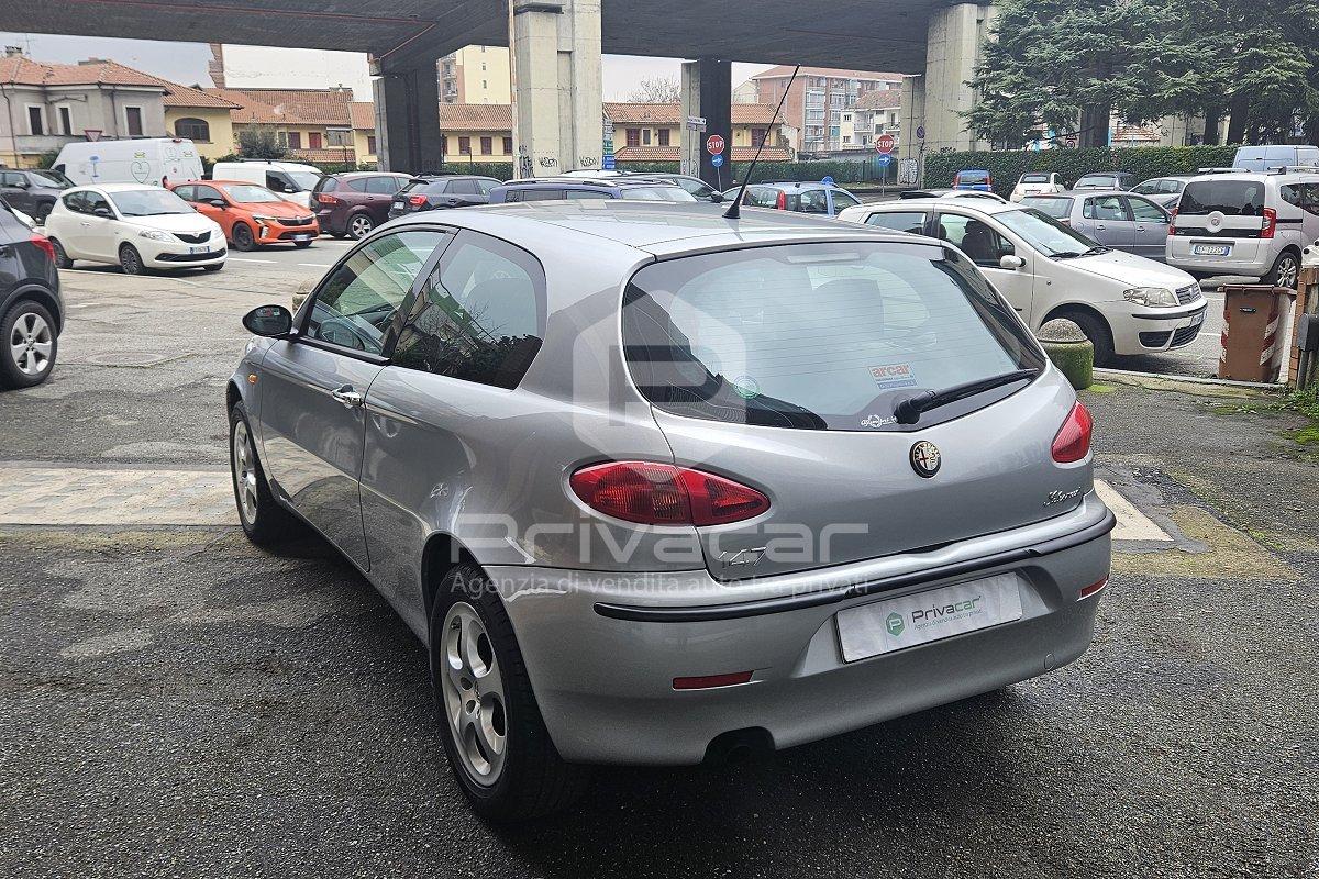 ALFA ROMEO 147 2.0i 16V T.S. cat Selespeed 3p. Dist.