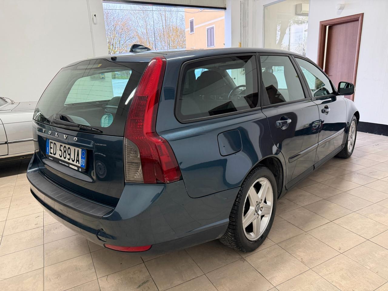 Volvo V50 D2 POLAR 2010 1.6D OK NEOPATENTATI