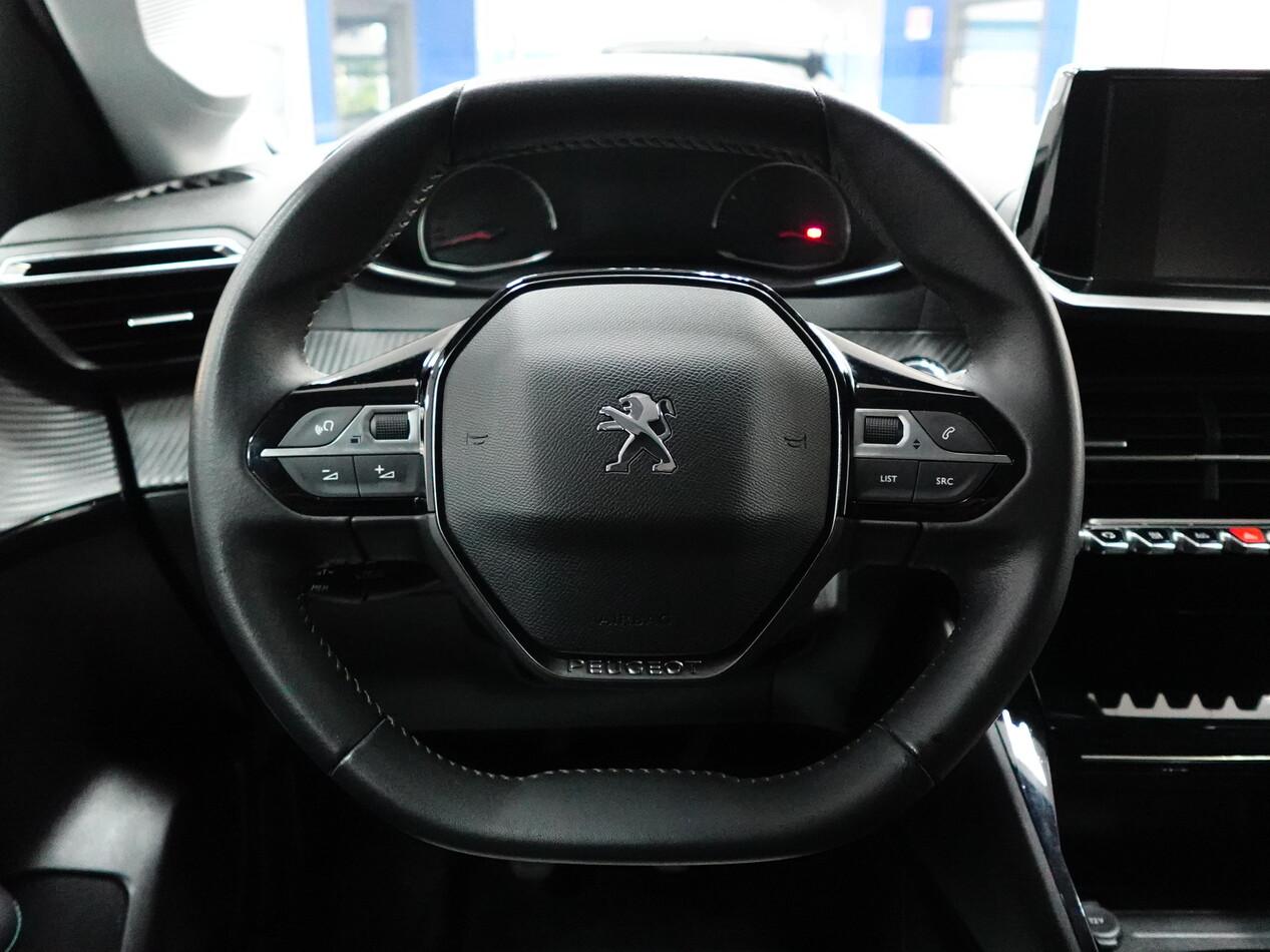 Peugeot 208 1.2 PureTECH 100 CV ALLURE
