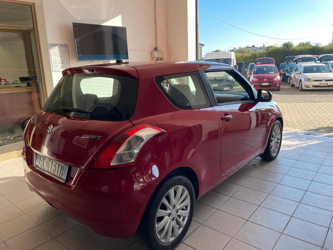 Suzuki Swift 3p 1.2 vvt GL Top