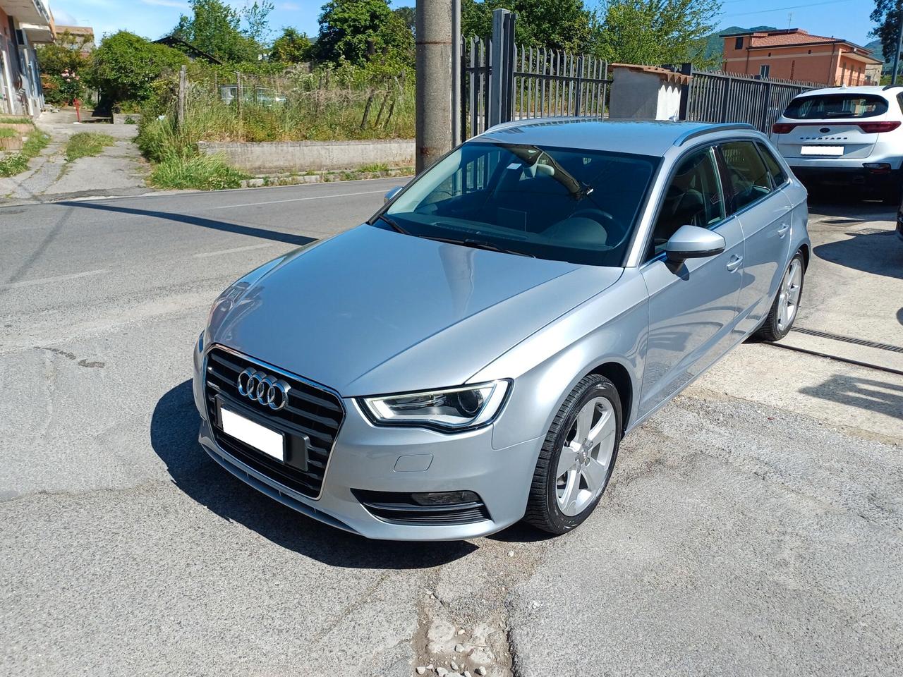 Audi A3 SPB1.6 TDI diesel S tronic Ambition