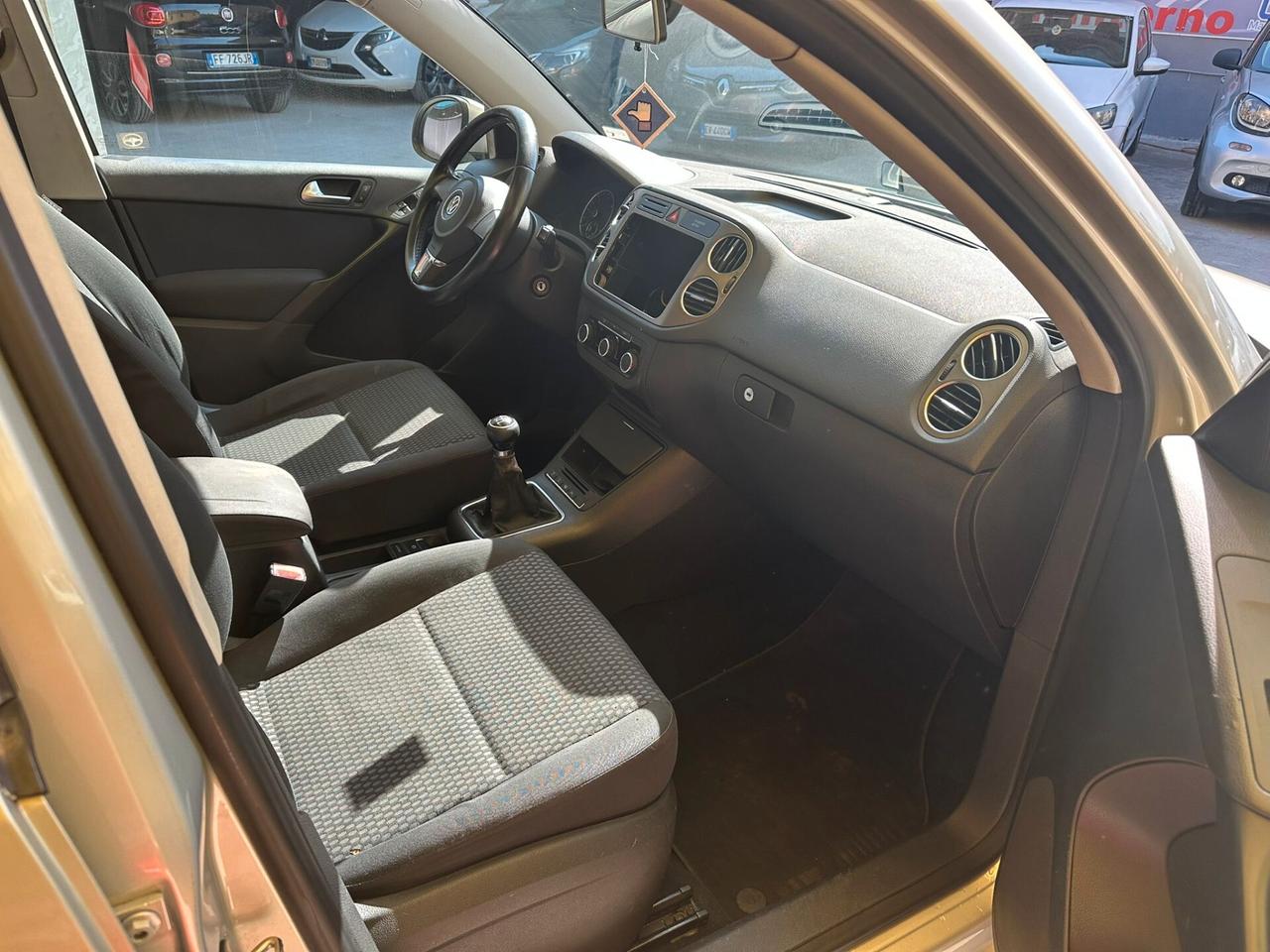 Volkswagen Tiguan 2.0cc diesel 12 mesi garanzia-2011