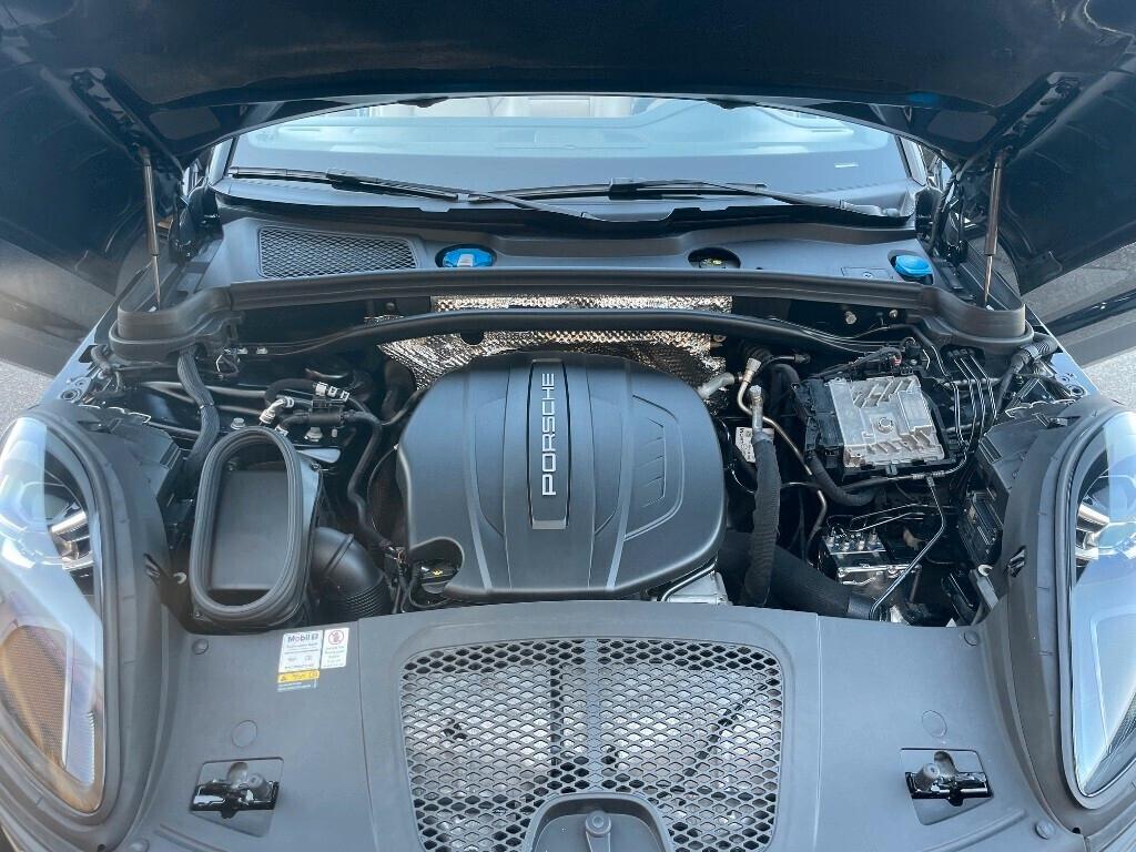 Porsche Macan 2.0 pdk 245cv