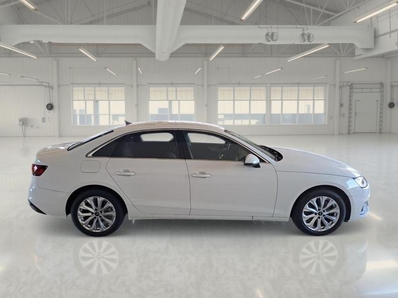 AUDI A4 2.0 30 TDI MHEV 100KW BUSINESS S TRONIC 4 PORTE BERLINA