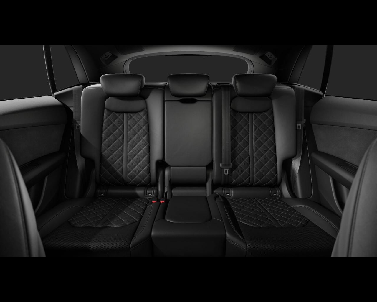 AUDI Audi Q8 SUV S line edition TDI quattro 210 kW tiptronic