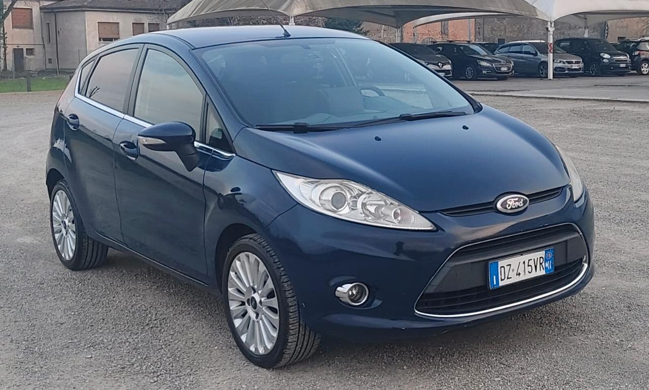 Ford Fiesta 1.4 5 porte Bz.- GPL Titanium