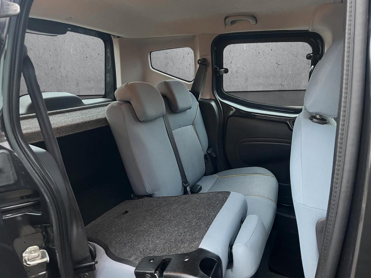 Peugeot Bipper Tepee 1.4 HDi 70CV Outdoor