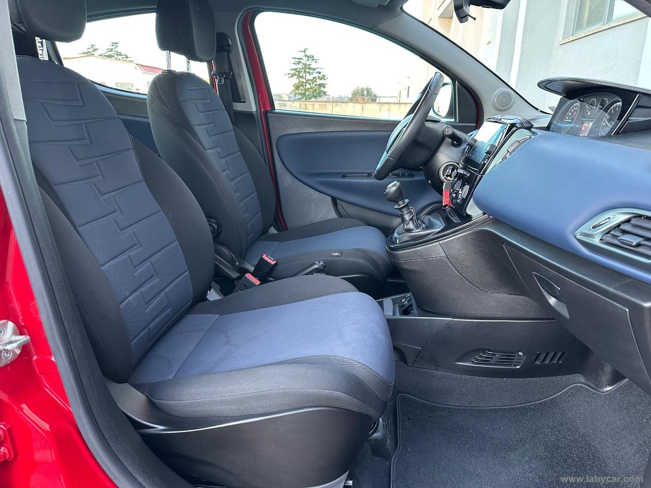 LANCIA Ypsilon 1.2 69 CV 5p. GPL GOLD Plus