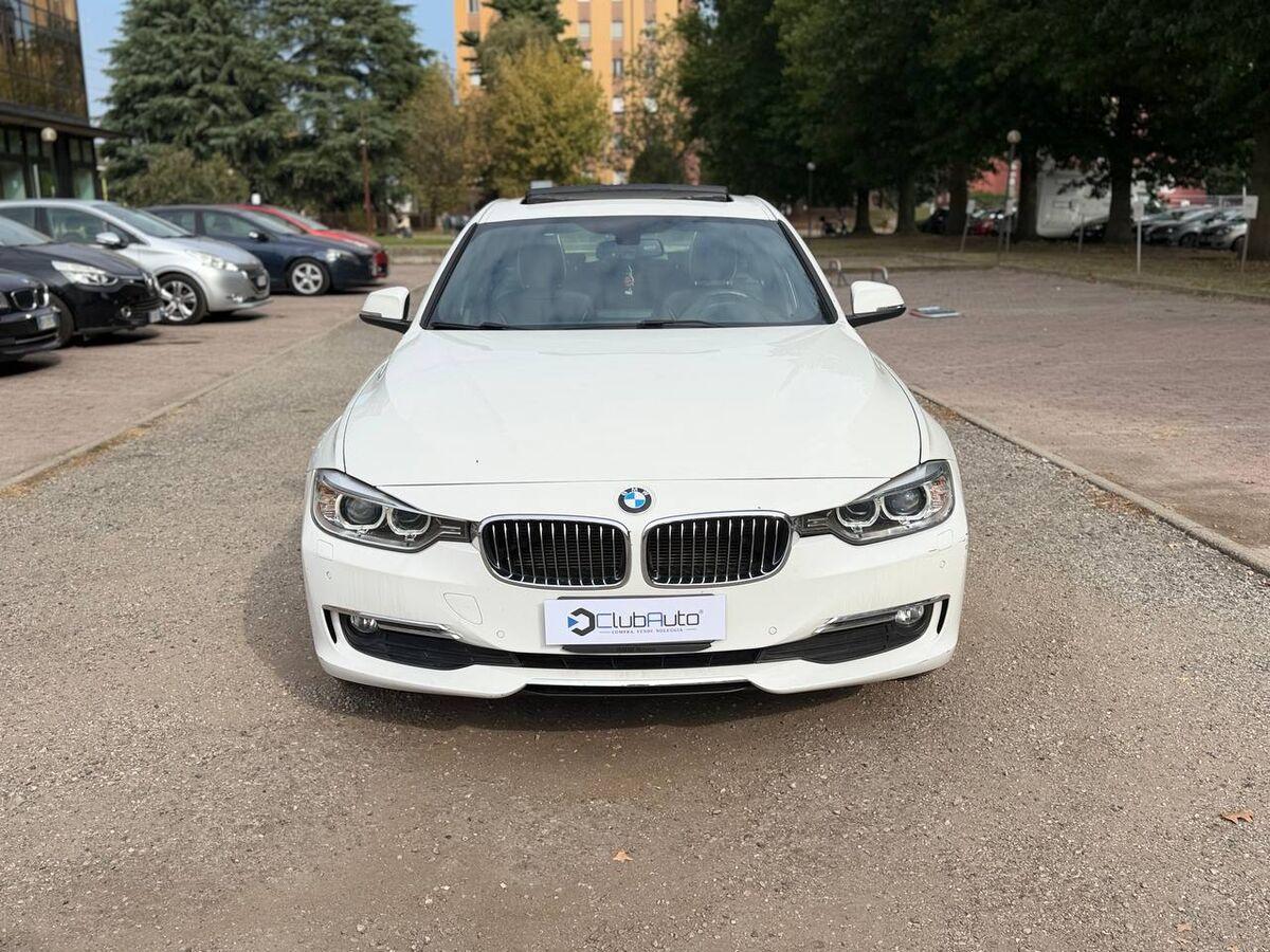 BMW Serie 3 Touring 320d xdrive Luxury navi