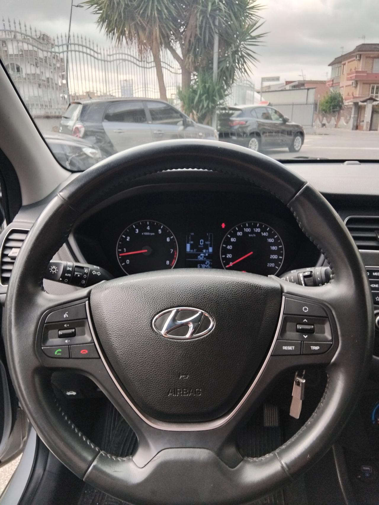 Hyundai i20 1.2 75 CV ACTIVE CONNECTIVELINE