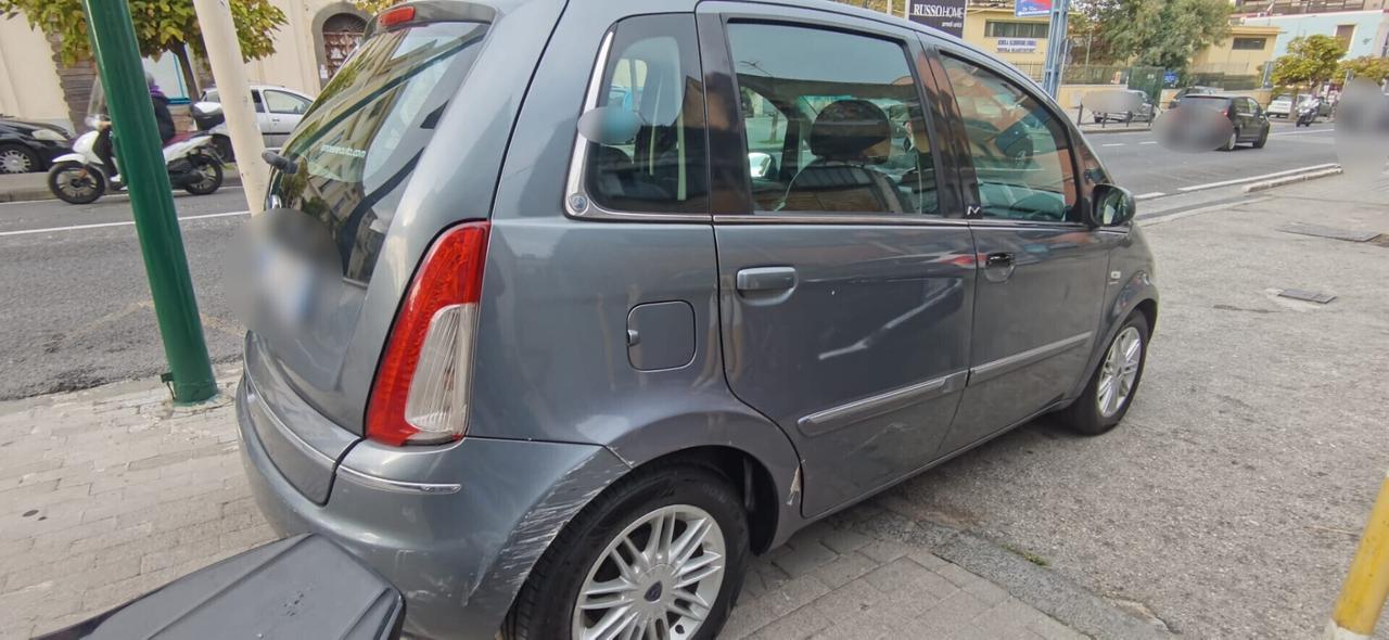 Lancia MUSA 1.3 Mjt diesel 2011 USATO