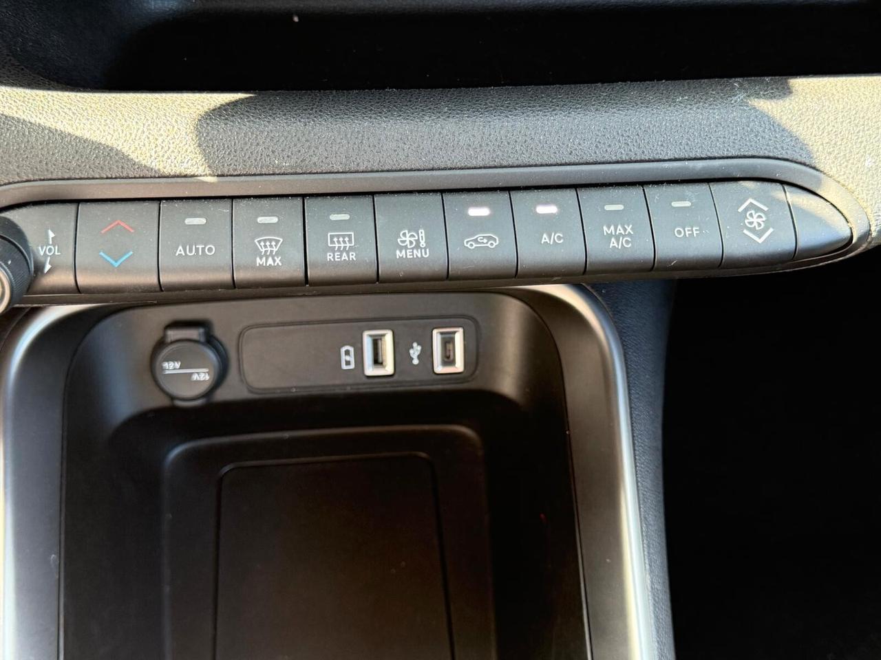 JEEP AVENGER 1.2 2024 Turbo 100 CV Longitude 19000KM