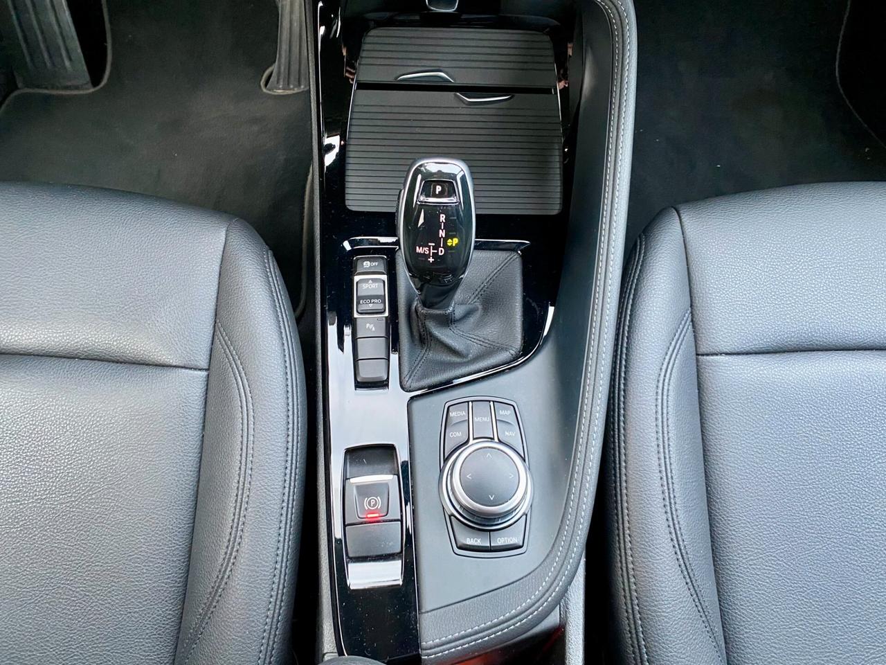 BMW X2 sdrive18i Advantage 140cv auto