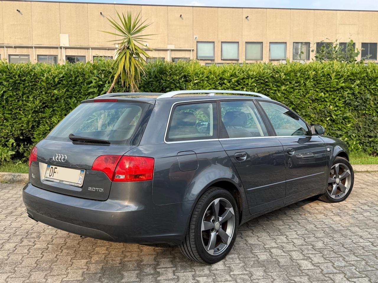 Audi A4 2.0 TDI 16V CERCHI ROTOR R17 PERFETTA