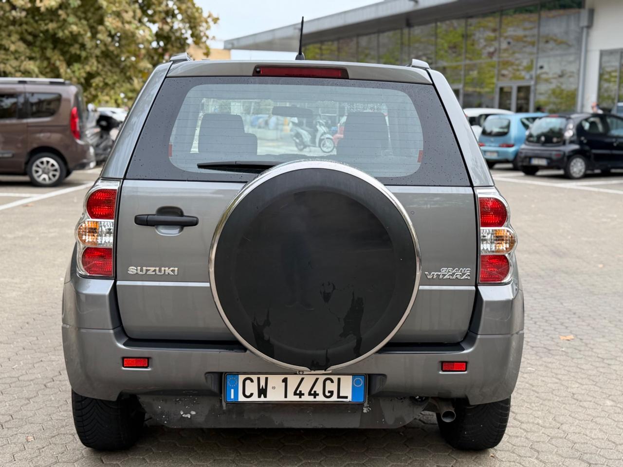 Suzuki Vitara 1.9ddis 129cv - 4x4 - 2006 nuovissima