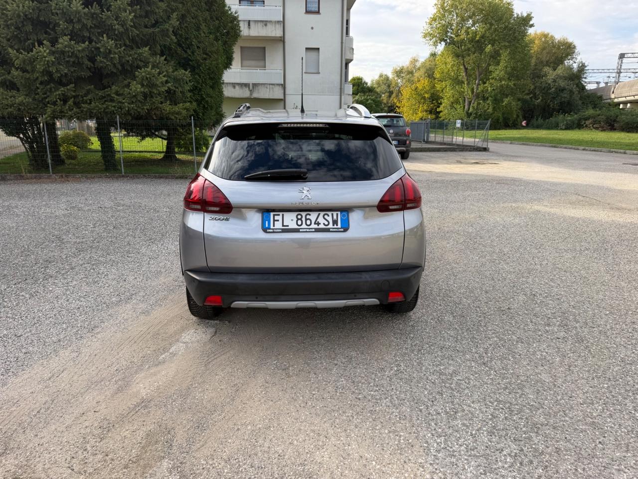 Peugeot 2008 1.6HDI Allure PREZZO 8200€