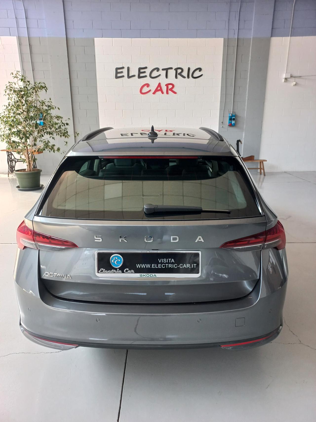 Skoda Octavia 2.0 TDI 150 CV DSG Wagon Executive