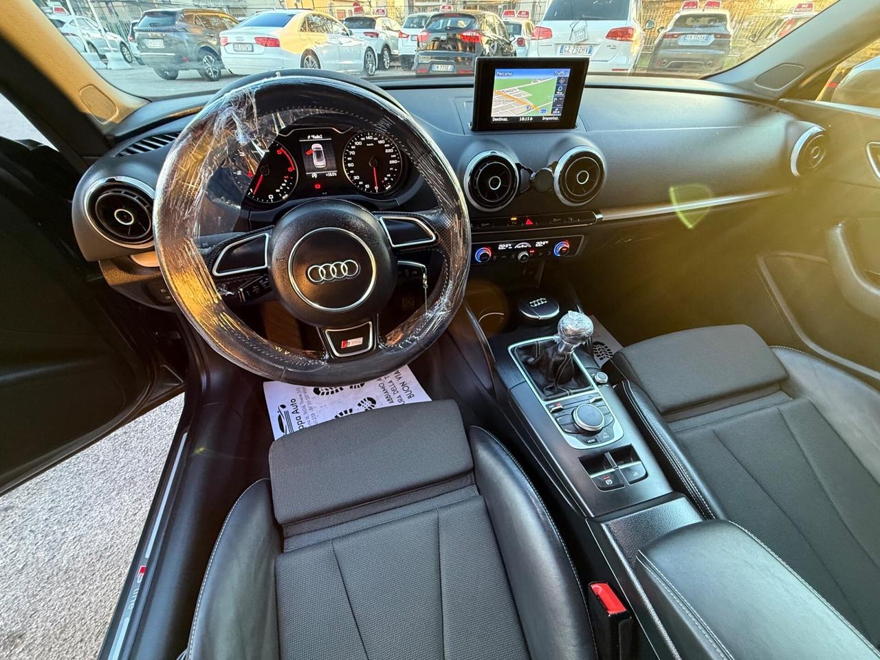 Audi A3 Sedan 1.6 TDI 110 CV S-Line