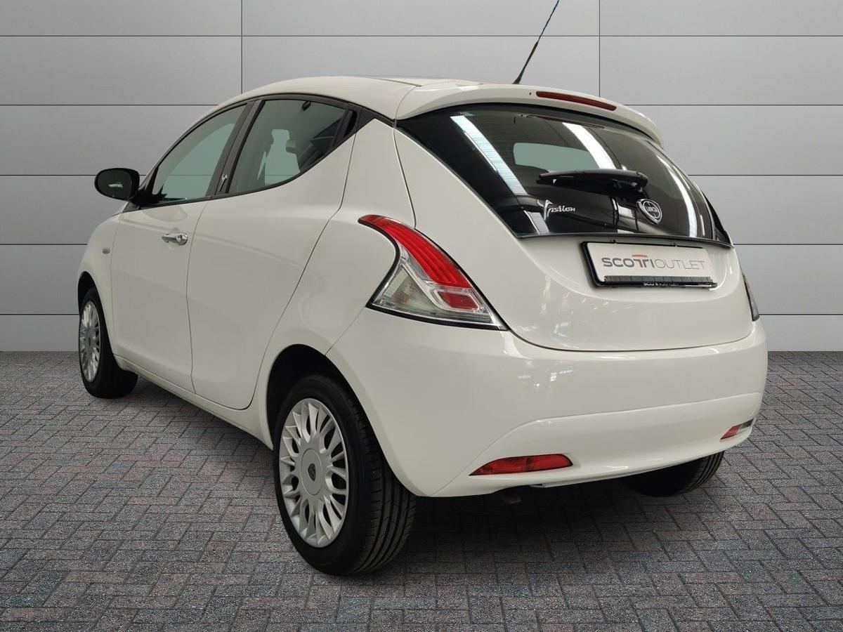 LANCIA Ypsilon III 2015 - Ypsilon 1.2 Silver 69cv