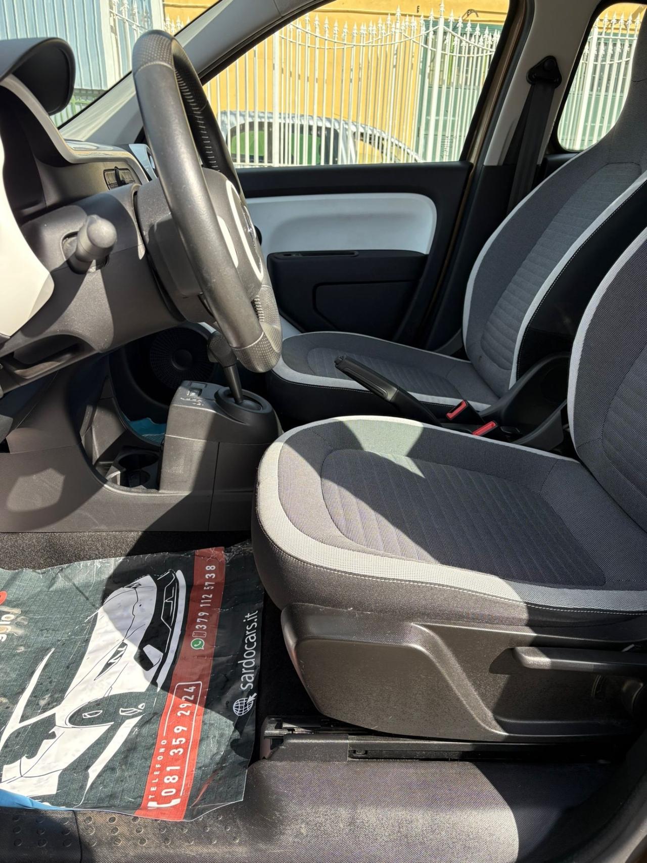 Renault Twingo SCe EDC Intens