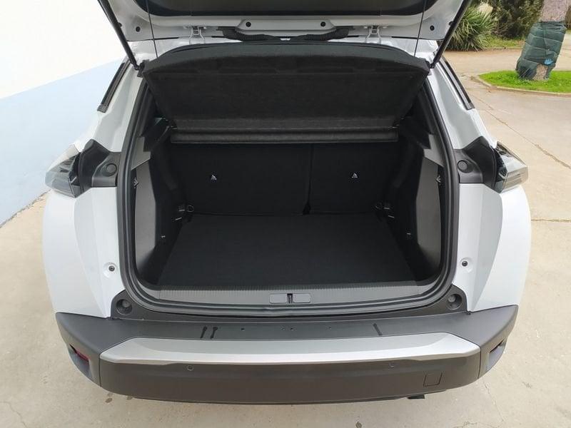 Peugeot 2008 100 Style NAVIGAT