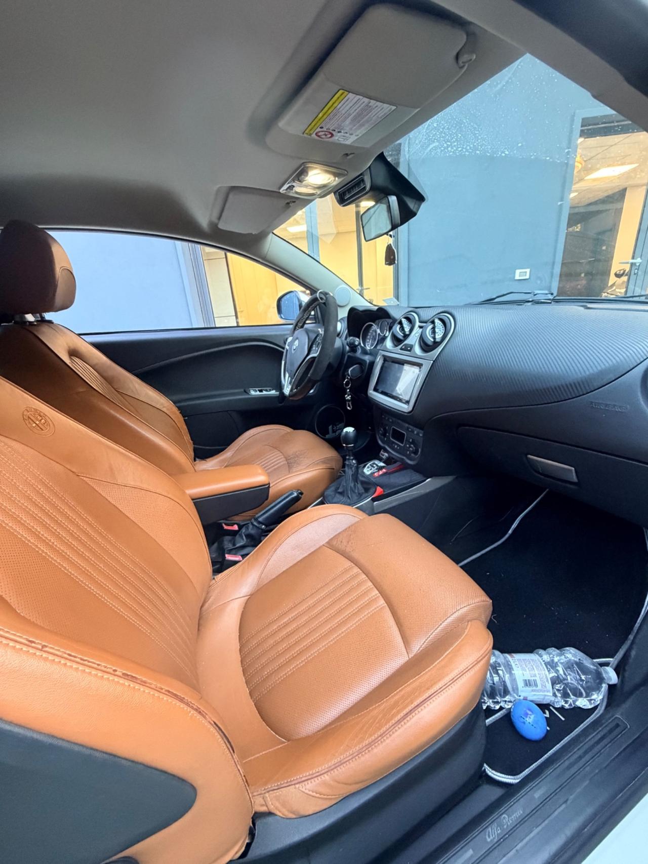 Alfa Romeo MiTo 1.4 T 155 CV Distinctive Premium Pack