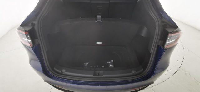 TESLA Model Y Long Range Dual Motor AWD - Autopilot avanzato