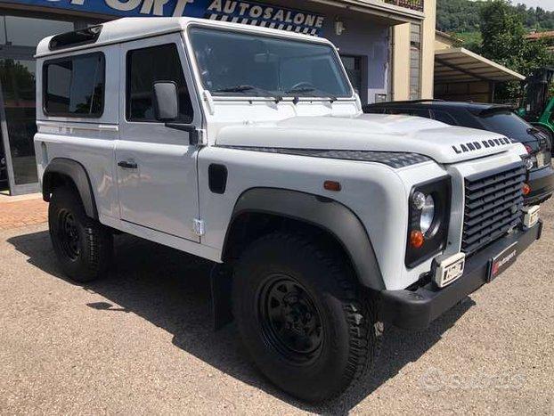 Land Rover Defender AUTOCARRO 2 POSTI IVS ESP