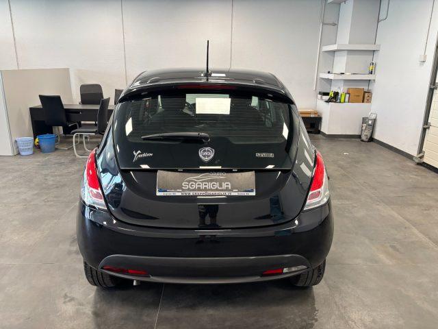 LANCIA Ypsilon 1.0 Benzina Hybrid Ecochic Gold 5 Porte