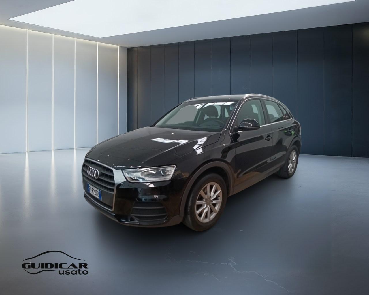 AUDI Q3 I 2015 - Q3 2.0 tdi Business 120cv