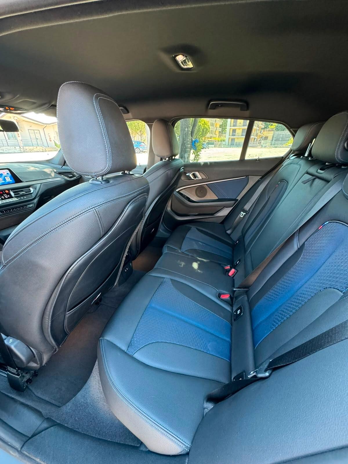 Bmw 116 116d 5p. Msport